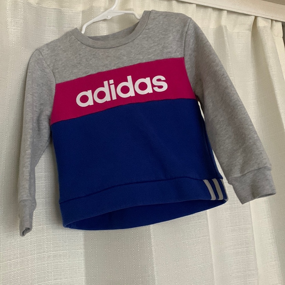 3T Adidas crew neck